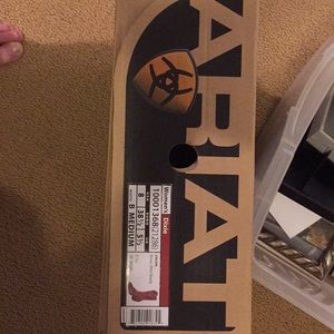 Ariat women’s boot